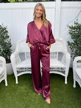 Load image into Gallery viewer, Hera Drape Satin Top