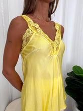 Load image into Gallery viewer, Seria Lace Camisole