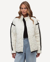 Load image into Gallery viewer, Quilted Puffer Jacket