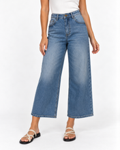 Load image into Gallery viewer, Kimberly Cropped Jean - Mid Denim