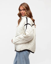 Load image into Gallery viewer, Quilted Puffer Jacket