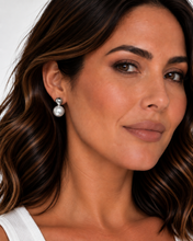 Load image into Gallery viewer, Lotus Pearl Duo Earrings