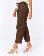 Load image into Gallery viewer, Luxe Linen Pants - Chocolate