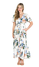 Load image into Gallery viewer, Protea Maxi Dress