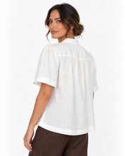 Load image into Gallery viewer, Percy Pleated Linen Top - White