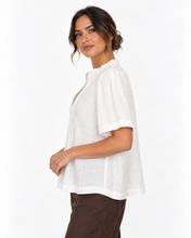 Load image into Gallery viewer, Percy Pleated Linen Top - White
