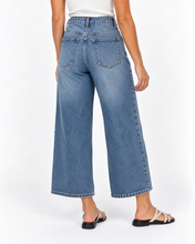 Load image into Gallery viewer, Kimberly Cropped Jean - Mid Denim
