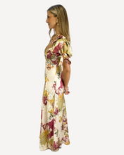 Load image into Gallery viewer, Romance Meadow Dress