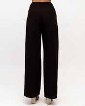 Load image into Gallery viewer, The Classic Pant
