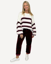 Load image into Gallery viewer, Toni Barrel Corduroy Jeans - Brunette