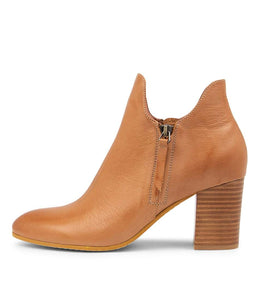Uknow Ankle Boots