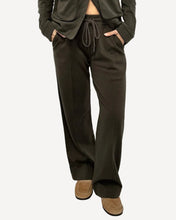 Load image into Gallery viewer, Vermont Sweatpant