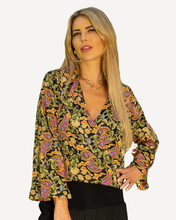 Load image into Gallery viewer, Verona Crossover top