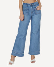 Load image into Gallery viewer, Wakee Denim Jeans - Light Wash