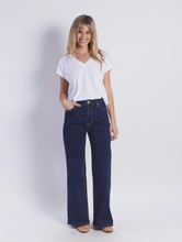 Load image into Gallery viewer, Tegan Jeans