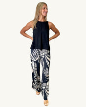 Load image into Gallery viewer, Expression Pants