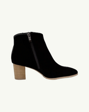 Load image into Gallery viewer, Bentonn Suede Ankle Boots