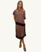 Load image into Gallery viewer, Dali Cupro Lace Detail Top