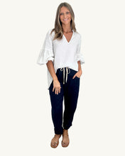 Load image into Gallery viewer, Castaway Linen Blouse