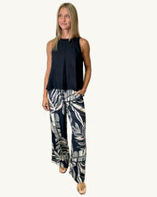 Load image into Gallery viewer, Expression Pants