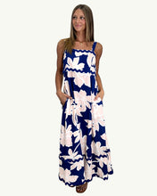 Load image into Gallery viewer, Ondulata Midi Dress