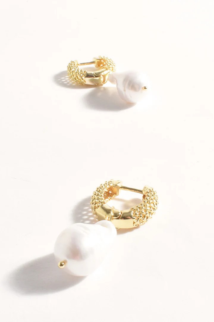 Baroque Pearl Patterned Hoops