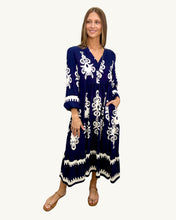 Load image into Gallery viewer, Benedita Midi Dress