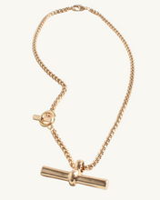Load image into Gallery viewer, Toggle Detail Interest Chain Necklace