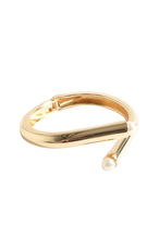 Load image into Gallery viewer, Hinged Pearl End Event Bangle