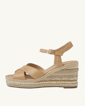 Load image into Gallery viewer, Orgal Leather Sandals