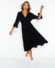 Load image into Gallery viewer, Showcase Dress - Black