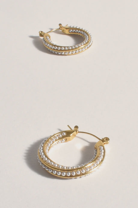 Janie Pearl Twist Mini Hoops